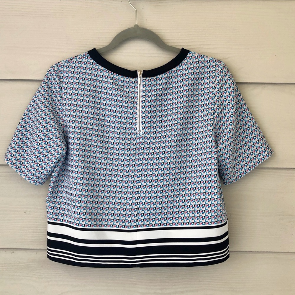 Forever21 Contemporary Geometric Pattern Top! - Picture 5 of 7